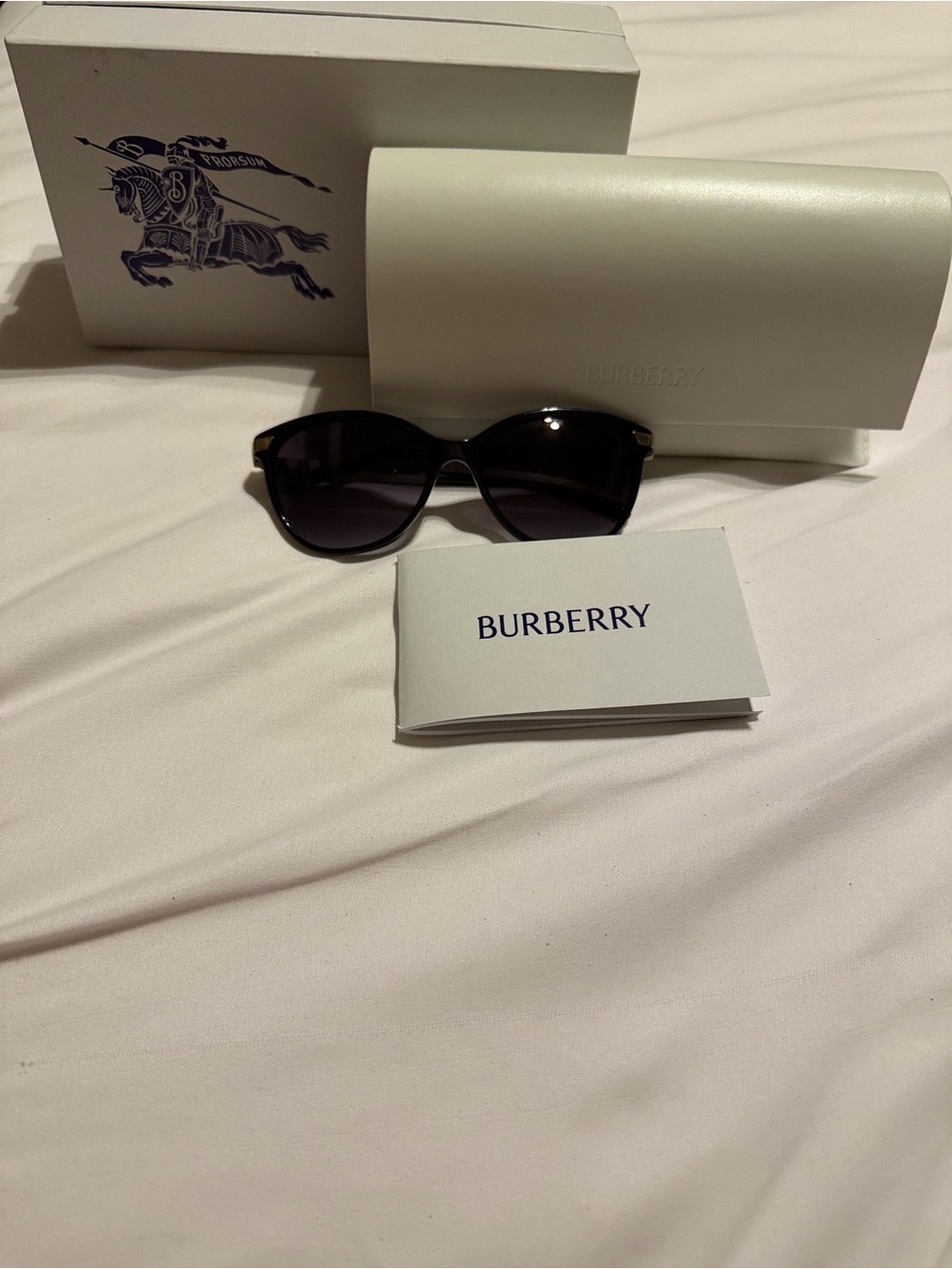 Burberry Black Gradient Cat-Eye Women's Sunglasses